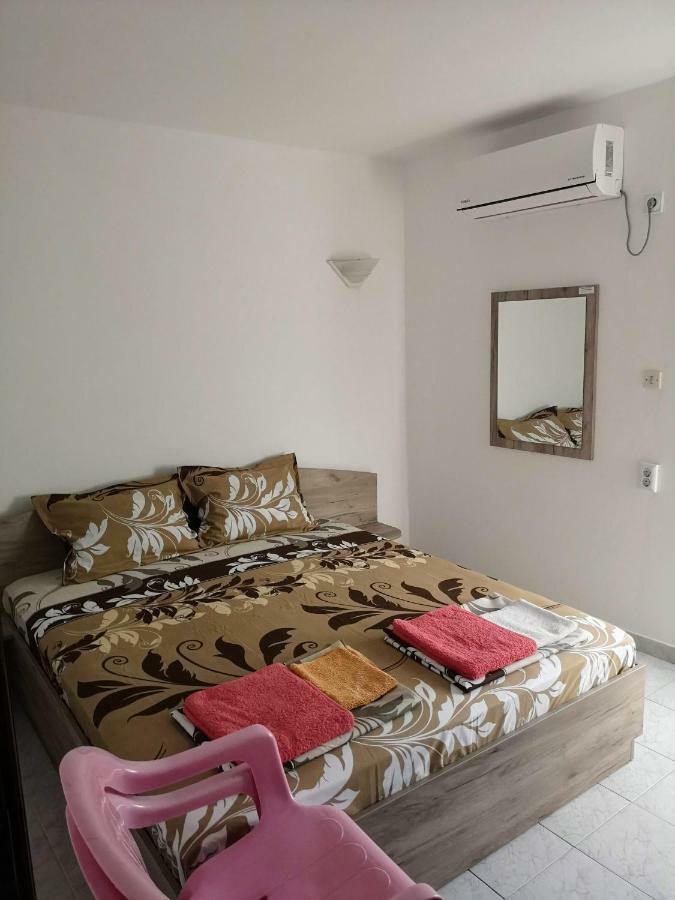 Guestrooms Stoyanovi Chernomorets Exterior photo
